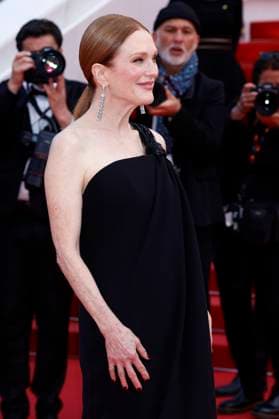 Julianne Moore bei der Premiere des Kinofilms The Phoenician Scheme Der phönizische Meisterstreich auf dem Festival de Cannes 2025 78. Internationale Filmfestspiele von Cannes im Palais des Festivals. Cannes, 18.05.2025