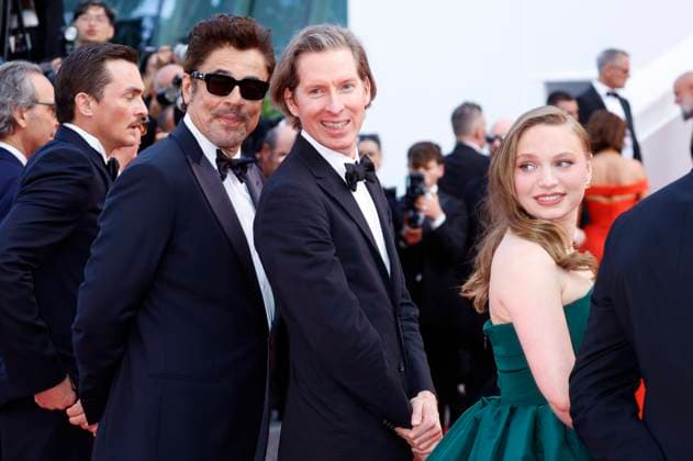 Entertainment Bilder des Tages Rupert Friend, Benicio del Toro, Wes Anderson und Mia Threapleton bei der Premiere des Kinofilms The Phoenician Scheme Der phönizische Meisterstreich auf dem Festival de Cannes 2025 78. Internationale Filmfestspiele von Cannes im Palais des Festivals. Cannes, 18.05.2025