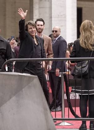 Tom cruise attends the new york premiere of mission: impossible the final reckoning at lincoln center. (new) tom cruise attends the new york premiere of mission: impossible the final reckoning at lincoln center. May 18,2025, new york, usa: the red carpet rolled out this afternoon at lincoln center as tom cruise arrived for the new york premiere of mission: impossible the final reckoning. Joined by cast and crew, cruise greeted fans and spoke briefly about the long-running action franchise, which is nearing its epic conclusion. The film is set to hit theaters on may 23. Credit: jorge estrellado thenews2 (Foto: Jorge Estrellado Thenews2 imago images) Tom cruise attends the new york premiere of mission: impossible the final rec  Copyright: xJorgexEstrelladox