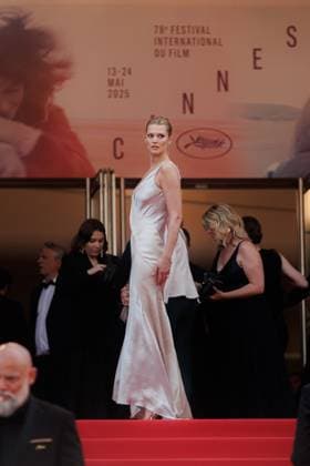 Festival de Cannes - The Phoenician Scheme Red Carpet Toni Garrn bei der Premiere zu The Phoenician Scheme während der 78. Filmfestspiele in Cannes im Palais de Festival am 18.05.2025. Copyright: xEventpressxKochanx