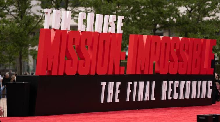 RECORD DATE NOT STATED Tom cruise attends the new york premiere of mission: impossible the final reckoning at lincoln center. (new) new york premiere mission impossible - the final reckoning. May 18,2025, new york, usa: the stage signage for mission: impossible the final reckoning is a bold visual statement that encapsulates the film s high-stakes action and cinematic ambition. Credit: jorge estrellado thenews2 (Foto: Jorge Estrellado Thenews2 imago images) Tom cruise attends the new york premiere of mission: impossible the final reckoning at lincoln center.  Copyright: xJorgexEstrelladox