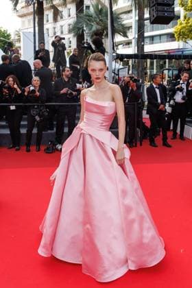 Festival de Cannes - The Phoenician Scheme Red Carpet Dia Anitska bei der Premiere zu The Phoenician Scheme während der 78. Filmfestspiele in Cannes im Palais de Festival am 18.05.2025. Copyright: xEventpressxKochanx