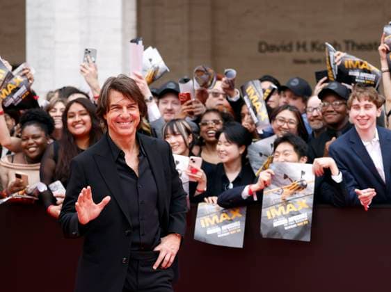 Fans react when Tom Cruise arrives on the red carpet to greet fans, sign autograph and take selfies at the Mission: Impossible The Final Reckoning New York Premiere at Lincoln Center on Sunday, May 18, 2025 in New York City.  NYP20250518259 JOHNxANGELILLO