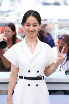 Cannes - Le Roi Soleil Photocall Lucie Zhang posing during the Le Roi Soleil Photocall at the 78th annual Cannes Film Festival at Palais des Festivals on May 18, 2025 in Cannes, France. Photo by Jerome Domine ABACAPRESS.COM Cannes France  Copyright: xDominexJerome ABACAx