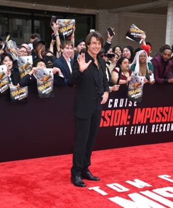 May 18, 2025, New York, Ny, United States: Tom Cruise attends the US Premiere of Mission: Impossible Ã The Final Reckoning at Lincoln Center Fountain Plaza in New York. May 18, 2025. New York United States - ZUMAp281 20250518_zea_p281_056 Copyright: xPhotoxImagexPressx