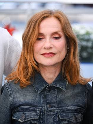 Cannes, 78th Cannes Film Festival 2025 - day 7 - photocall of the film La Femme La Plus Riche Du Monde (The Richest Woman In The World) - In the photo:, Isabelle Huppert  Copyright: xAlbertoxTerenghix xipa-agency.netx xPoolxPhotoxEventsx05x IPA_Agency_IPA57924445