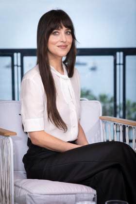 Photocall Kering Women in Motion Talk à lhôtel Majestic lors du 78ème Festival International du Film de Cannes Dakota Johnson Photocall Kering Women in Motion Talk à lhôtel Majestic lors du 78ème Festival International du Film de Cannes le 19 mai 2025 Olivier Borde Bestimage Kering Women in Motion Talk with Dakota Johnson and Ro Donnelly at the 78th annual Cannes Film Festival at Majestic Hotel on May 19, 2025 in Cannes, France Cannes France  Copyright: xOLIVIERxBORDEx xBESTIMAGExOLIVIERxBORDEx xBESTIMAGEx