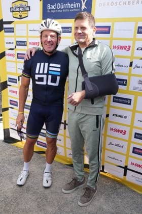 Lance Armstrong (Ex Radprofi), Jan Ullrich (Ex Radprofi) - Jan Ullrich Cycling FestivalDeutschland, Bad Duerrheim, Gelaende Busbahnhof, 18.05.2025