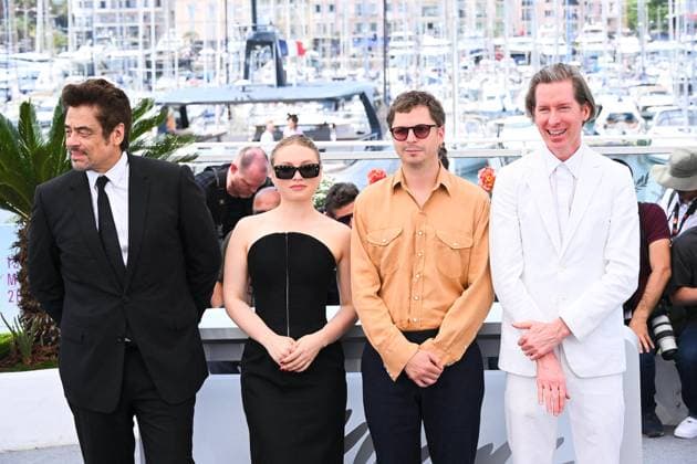 Cannes, 78th Cannes Film Festival 2025 - day 7 - photocall of the film The Phoenician Scheme Cannes, 78th Cannes Film Festival 2025 - day 7 - photocall of the film The Phoenician Scheme . In the photo BENICIO DEL TORO MIA THREAPLETON MICHAEL CERA WES ANDERSON Cannes France  Copyright: xIPA ABACAx
