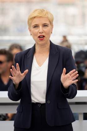Photocall for Dites lui que je laime Special Screening at the 78th Cannes International Film Festival Clémentine Autain au photocall de Dites lui que je laime Special Screening at the 78th Cannes International Film Festival, on May 19th, 2025 Moreau Jacovides Bestimage Photocall for Dites lui que je laime Special Screening at the 78th Cannes International Film Festival, on May 19th, 2025 Cannes France  Copyright: xJACOVIDES-MOREAUx xBESTIMAGExJACOVIDES-MOREAUx xBESTIMAGEx