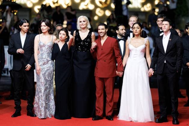 Montée des marches du film Alpha lors du 78ème Festival International du Film de Cannes Louai El Amrousy, Emma Mackey, Mélissa Boros, Julia Ducournau, Tahar Rahim, Golshifteh Farahani, Finnegan Oldfield Montée des marches du film Alpha lors du 78ème Festival International du Film de Cannes, au Palais des Festivals à Cannes On may 19th 2025 Jacovides Moreau Bestimage Red carpet for the movie Alpha during the 78th Cannes International Film Festival at the Palais des Festivals in Cannes, France On may 19th 2025 Cannes France  Copyright: xJACOVIDES-MOREAUx xBESTIMAGExJACOVIDES-MOREAUx xBESTIMAGEx