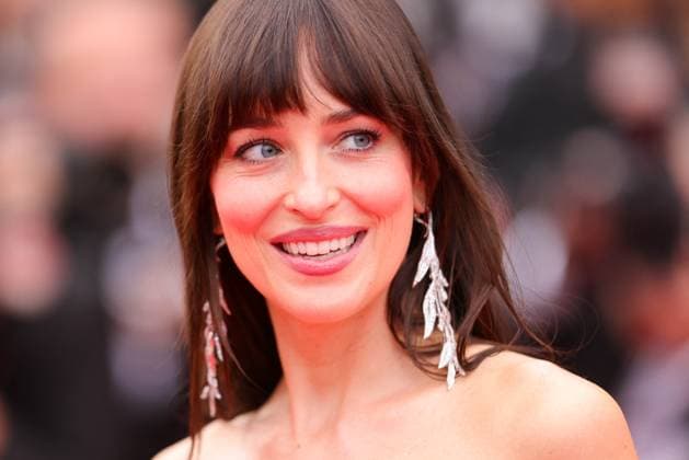 Cannes - Highest 2 Lowest Screening Dakota Johnson attends the Highest 2 Lowest red carpet at the 78th annual Cannes Film Festival at Palais des Festivals on May 19, 2025 in Cannes, France. Photo by Shootpix ABACAPRESS.COM Cannes France  Copyright: xShootpix ABACAx