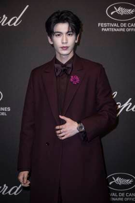 Photocall of the Chopard Universe 2025 dinner at Mandelieu Airport during the 78th Cannes International Film Festival Zhang Linghe Photocall of the Chopard Universe 2025 dinner at Mandelieu Airport during the 78th Cannes International Film Festival on March 19, 2025 Olivier Borde Bestimage Photocall of the Chopard Universe 2025 dinner at Mandelieu Airport during the 78th Cannes International Film Festival on March 19, 2025 Cannes France  Copyright: xOLIVIERxBORDEx xBESTIMAGExOLIVIERxBORDEx xBESTIMAGEx