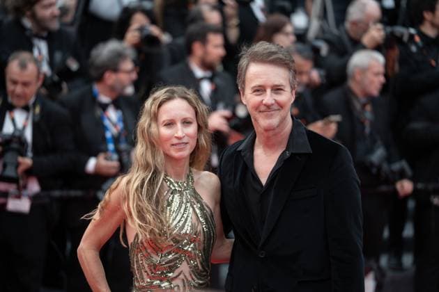 Highest 2 Lowest Red Carpet - The 78th Annual Cannes Film Festival Shauna Robertson and Edward Norton attend the Highest 2 Lowest red carpet at the 78th annual Cannes Film Festival at Palais des Festivals in Cannes, France, on May 19, 2025. Cannes France  Copyright: xLucaxCarlinox originalFilename: carlino-notitle250519_npkiz.jpg