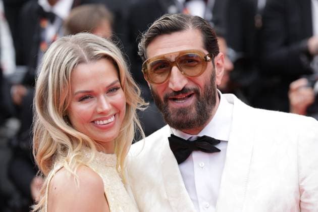 Aufnahme vom 19. Mai 2025 Clara Hallencreutz und Fares Fares auf dem Red Carpet bei den 78. Filmfestspielen in Cannes, Frankreich für den Film HIGHEST 2 LOWEST .