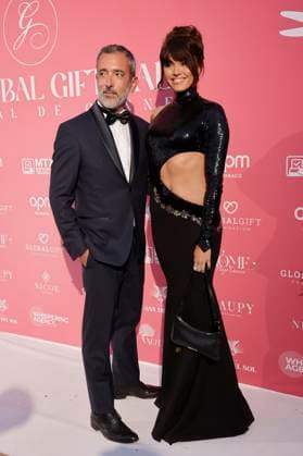 Diane Leyre mit Begleitung bei der Global Gift Gala 2025 auf dem Festival de Cannes 2025 78. Internationale Filmfestspiele von Cannes im La MÃ me Plage. Cannes, 19.05.2025