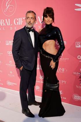 Diane Leyre mit Begleitung bei der Global Gift Gala 2025 auf dem Festival de Cannes 2025 78. Internationale Filmfestspiele von Cannes im La MÃ me Plage. Cannes, 19.05.2025