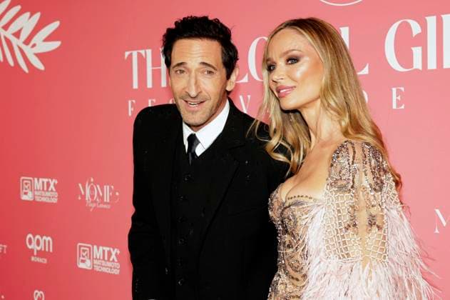 Adrien Brody und Georgina Chapman bei der Global Gift Gala 2025 auf dem Festival de Cannes 2025 78. Internationale Filmfestspiele von Cannes im La MÃ me Plage. Cannes, 19.05.2025