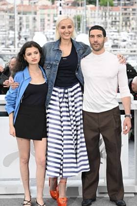 Cannes - Alpha Photocall Mélissa Boros, Julia Ducournau and Tahar Rahim pose during the Alpha photocall at the 78th annual Cannes Film Festival at Palais des Festivals on May 20, 2025 in Cannes, France. Photo by David Niviere ABACAPRESS.COM Cannes Provence-Alpes-Cote d Azur France  Copyright: xNivierexDavid ABACAPRESS.COMx