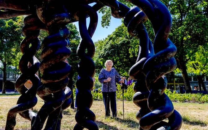Entertainment Themen der Woche KW21 News Bilder des Tages 20-05-2025 Amsterdam Princess Beatrix attend the opening of the biennial sculpture exhibition ARTZUID, entitled Enlightenment Verlichting, dedicated to 750 years of Amsterdam. Â  Copyright: xPPEx