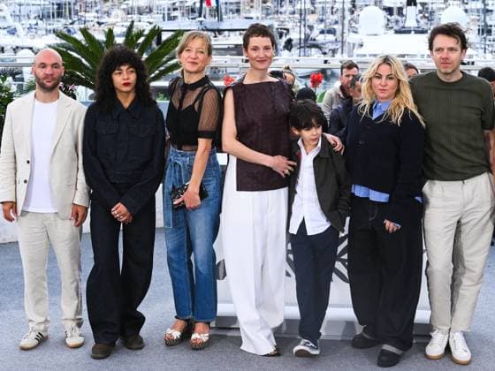 Cannes, 78th Cannes Film Festival 2025 - Day 8 - Photocall of the film Love Me Tender . Cannes, 78th Cannes Film Festival 2025 - Day 8 - Photocall of the film Love Me Tender . In the picture JEAN-BAPTISTE DURAND, OUMNIA HANADER, AURÉLIA PETIT Vicky Krieps, Viggo Ferreira-Redier, Anna Cazenave Cambet, Antoine Reinartz Cannes France  Copyright: xIPA ABACAx