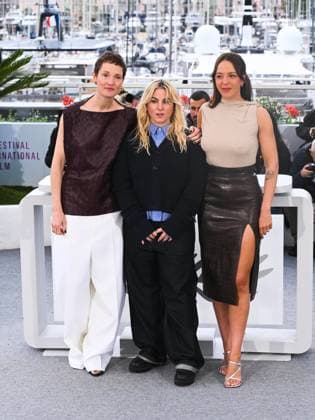 Cannes, France: Cannes, 78th Cannes Film Festival 2025 - Day 8 - Photocall of the film Love Me Tender . In the picture Vicky Krieps, Anna Cazenave Cambet, Monia Chokri Cannes  - ZUMAp169 20250520_zea_p169_260 Copyright: xAlbertoxTerenghix