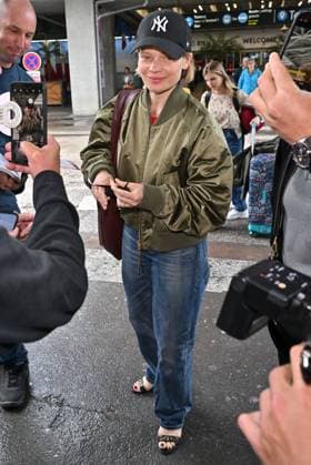 Cannes Melanie Thierry At Nice Airport JR Melanie Thierry arriving at Nice airport ahead 78th Cannes Film Festival in Nice, France on May, 20, 2025. Photo by Julien Reynaud APS-Medias ABACAPRESS.COM Nice France  Copyright: xReynaudxJulien APS-Medias ABACAx
