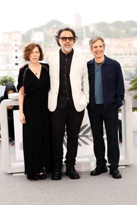 78eme Festival International du Film de Cannes Photocall du film Amores Perros 78th International Cannes Film Festival Photocall with cast of Amores Perros movie 444763 2025 05 20 Cannes France Garcia Bernal, Gael Sosa, Martha Gonzalez Inarritu, Alejandro  Copyright: xIvankaxVoisinx xStarfacex STAR_444763_001