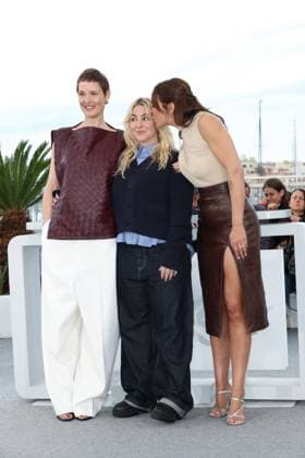 Love Me Tender Photocall at the 78th Annual Cannes Film Festival Vicky Krieps, Anna Cazenave Cambet and Monia Chokr - Love Me Tender Photocall at the 78th Annual Cannes Film Festival in Cannes, France on May 20, 2025.  Copyright: x Chassery+Courdjix