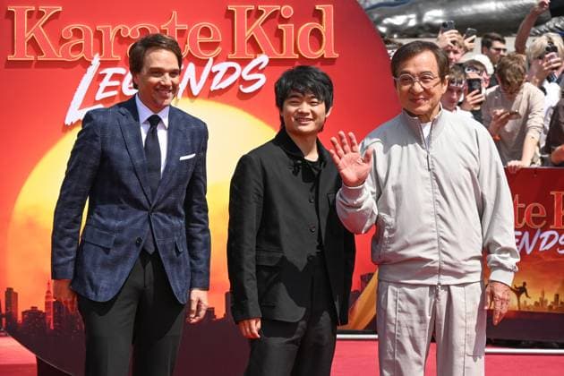 Entertainment Themen der Woche KW21 Entertainment Bilder des Tages Ralph Macchio, Ben Wang and Jackie Chan attends Karate Kid: Legends photocall at Trafalgar Square in London, England. UK. Tuesday 20th May 2025 Copyright: xJamesxWarrenx KARATE KID LEGENDS - PHOTOCALL IN LONDON8