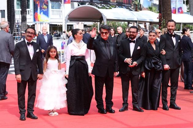 Cannes - Un Simple Accident Screening JD Ebrahim Azizi, Vahid Mobasseri, Jafar Panahi and the cast during the Un Simple Accident red carpet at the 78th annual Cannes Film Festival at Palais des Festivals on May 20, 2025 in Cannes, France. Photo by Jerome Domine ABACAPRESS.COM Cannes France  Copyright: xDominexJerome ABACAx
