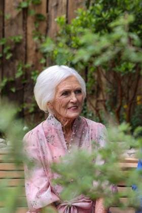 May 19, 2025, London, United Kingdom: Mary Berry attends the RHS Chelsea Flower Show VIP and press Day. London United Kingdom - ZUMAs197 20250519_aab_s197_008 Copyright: xBrettxCovex