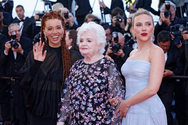 Entertainment Bilder des Tages Erin Kellyman, June Squibb und Scarlett Johansson bei der Premiere des Kinofilms Vie privÃ e A Private Life auf dem Festival de Cannes 2025 78. Internationale Filmfestspiele von Cannes im Palais des Festivals. Cannes, 20.05.2025
