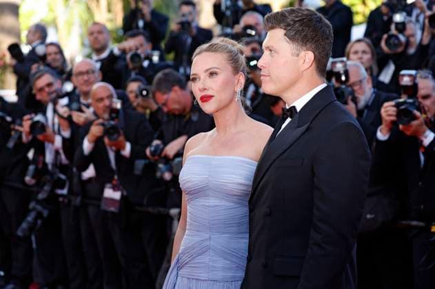 Scarlett Johansson mit Ehemann Colin Jost bei der Premiere des Kinofilms Vie privÃ e A Private Life auf dem Festival de Cannes 2025 78. Internationale Filmfestspiele von Cannes im Palais des Festivals. Cannes, 20.05.2025
