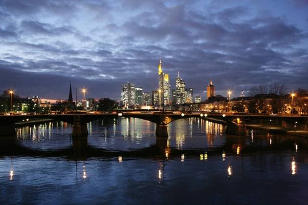 Frankfurt am Main mit Main, Hessen, Deutschland, Europa Frankfurt am Main with Main, Hesse, Germany, Europe Copyright: imageBROKER F.xGierth iblgfr05306384.jpg