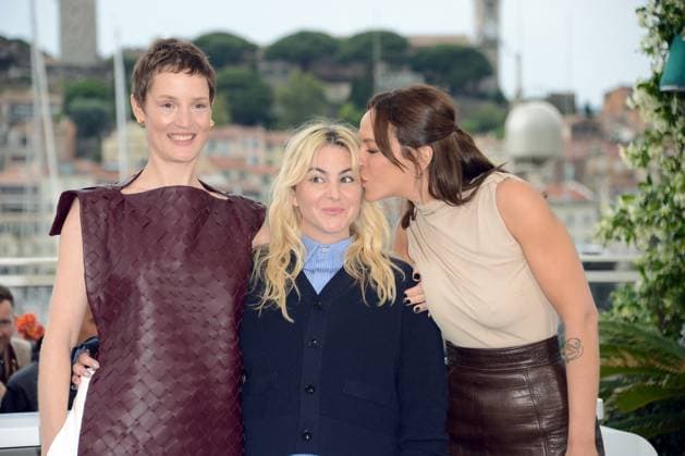 May 20, 2025, Cannes, France: CANNES, FRANCE - MAY 20: Monia Chokri, Anna Cazenave Cambet and Vicky Krieps pose during the Love Me Tender photocall at the 78th annual Cannes Film Festival at Palais des Festivals on May 20, 2025 in Cannes, France. Cannes France - ZUMAi09_ 20250520_zaf_i09_072 Copyright: xFrederickxInjimbertx