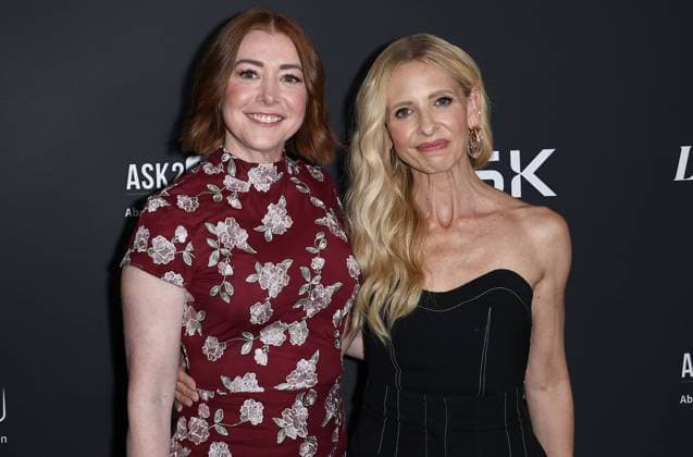 Entertainment Themen der Woche KW21 Entertainment Bilder des Tages Celebration Of Lifetime Original Movie Pretty Hurts And A GSK Ask2BSure Health Conversation On Meningitis American actress and television presenter Alyson Hannigan and American actress Sarah Michelle Gellar arrive at the Celebration Of Lifetime Original Movie Pretty Hurts And A GSK Ask2BSure Health Conversation On Meningitis held at The Aster in Hollywood, Los Angeles, California, United States. The Aster, Hollywood, Los Angeles, California, USA California United States  Copyright: xImagexPressxAgencyx originalFilename: collin-celebrat250521_npS6C.jpg