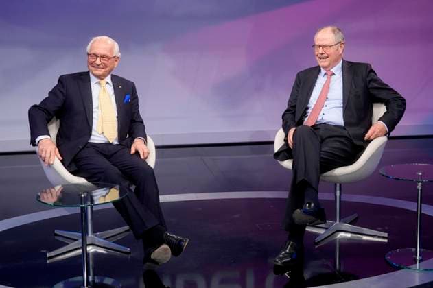 Wolfgang Ischinger und Peer Steinbrück in der ARD-Talkshow maischberger im Studio Berlin Adlershof. Berlin, 20.05.2025 *** Wolfgang Ischinger and Peer Steinbrück on the ARD talk show maischberger in Studio Berlin Adlershof Berlin, 20 05 2025 Foto:xT.xBartillax xFuturexImagex maischberger2005_5535