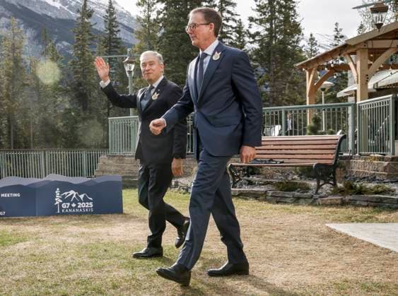 May 21, 2025, Banff, Ab, CANADA: Canada s Finance Minister Francois-Philippe Champagne, left, and Governor of the Bank of Canada Tiff Macklem arrive at the G7 Finance Ministers meeting in Banff, Alta., Wednesday, May 21, 2025. Banff CANADA - ZUMAc35_ 20250521_zaf_c35_015 Copyright: xJeffxMcintoshx