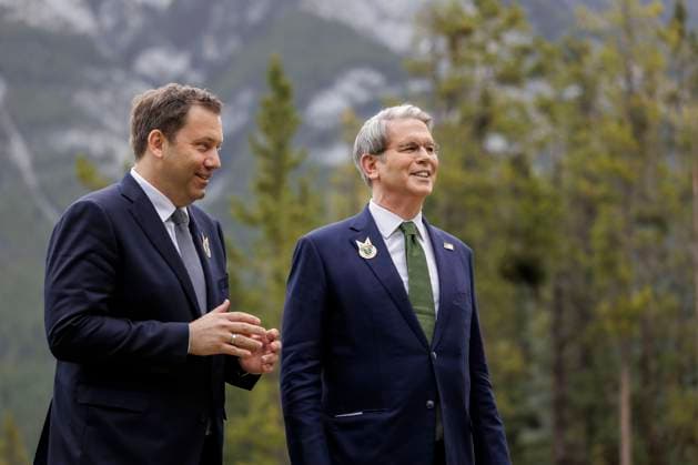 Lars Klingbeil, Bundesminister der Finanzen, und Scott Bessent, US-Finanzminister, aufgenommen im Rahmen des Treffen der G7 FMNBG. Banff, 21.05.2025. Fotografiert im Auftrag des Bundesfinanzministeriums. Banff Kanada Copyright: xKiraxHofmann BMFx