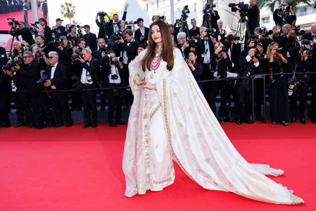 M Montée des marches du film The history of sound lors du 78ème Festival International du Film de Cannes Aishwarya Rai Montée des marches du film The history of sound lors du 78ème Festival International du Film de Cannes, au Palais des Festivals à Cannes Le 21 mai 2025 Jacovides Moreau Bestimage Red carpet for the movie The history of sound during the 78th Cannes International Film Festival at the Palais des Festivals in Cannes, France On may 21th 2025 Cannes France  Copyright: xJACOVIDES-MOREAUx xBESTIMAGExJACOVIDES-MOREAUx xBESTIMAGEx