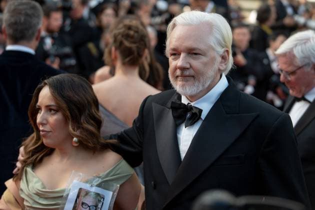 The History Of Sound Red Carpet - The 78th Annual Cannes Film Festival Julian Assange attends the The History Of Sound red carpet at the 78th annual Cannes Film Festival at Palais des Festivals in Cannes, France, on May 21, 2025. Cannes France  Copyright: xLucaxCarlinox originalFilename: carlino-notitle250521_npL8I.jpg