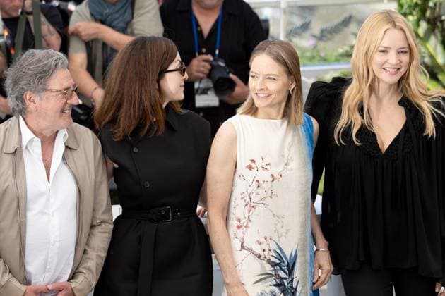 A Private Life , Photocall in Cannes, 21.05.2025 Cannes, Frankreich - 21.5.2024: Daniel Auteuil, Rebecca Zlotowski, Jodie Foster und Virginie Efira während des Photocalls zu - Vie Privee (A Private Life) - während der 78. Internationalen Filmfestspiele von Cannes. Die Filmfestspiele finden vom 13. bis 24. Mai 2025 statt. Cannes Palais des Festivals et des Cong Provence-Alpes-Cote d Azur Frankreich Copyright: xChristianxEnderx