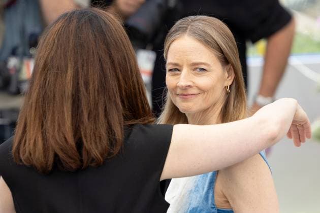 A Private Life , Photocall in Cannes, 21.05.2025 Cannes, Frankreich - 21.5.2024: Rebecca Zlotowski, Jodie Foster während des Photocalls zu - Vie Privee (A Private Life) - während der 78. Internationalen Filmfestspiele von Cannes. Die Filmfestspiele finden vom 13. bis 24. Mai 2025 statt. Cannes Palais des Festivals et des Cong Provence-Alpes-Cote d Azur Frankreich Copyright: xChristianxEnderx