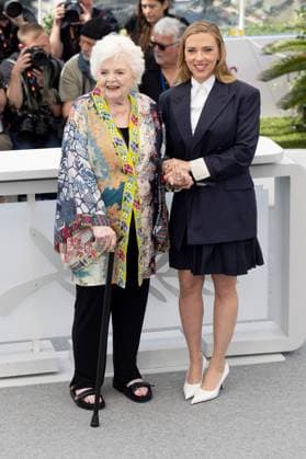 Eleanor The Great , Photocall in Cannes, 21.05.2025 Cannes, Frankreich - 21.5.2024: June Squibb und Scarlett Johansson während des Photocalls zu - Eleanor The Great - während der 78. Internationalen Filmfestspiele von Cannes. Die Filmfestspiele finden vom 13. bis 24. Mai 2025 statt. Cannes Palais des Festivals et des Congres Provence-Alpes-Cote d Azur Frankreich Copyright: xChristianxEnderx