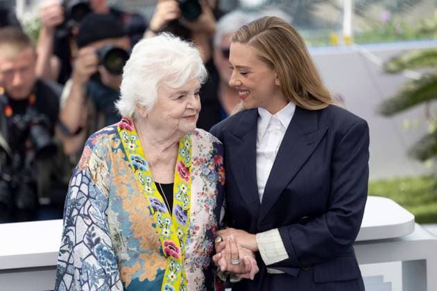 Eleanor The Great , Photocall in Cannes, 21.05.2025 Cannes, Frankreich - 21.5.2024: June Squibb und Scarlett Johansson während des Photocalls zu - Eleanor The Great - während der 78. Internationalen Filmfestspiele von Cannes. Die Filmfestspiele finden vom 13. bis 24. Mai 2025 statt. Cannes Palais des Festivals et des Cong Provence-Alpes-Cote d Azur Frankreich Copyright: xChristianxEnderx