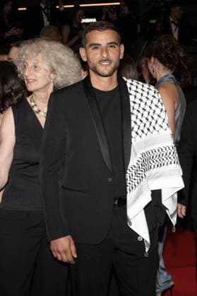 Cannes - Affeksjonsverdi Red Carpet DN Sofiane Zermani attends the Affeksjonsverdi (Sentimental Value) red carpet at the 78th annual Cannes Film Festival at Palais des Festivals on May 21, 2025 in Cannes, France. Photo by David NIVIERE ABACAPRESS.COM CANNES France  Copyright: xNivierexDavid ABACAPRESS.COMx