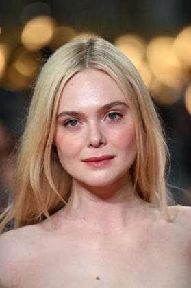 Cannes Affeksjonsverdi Premiere AM Elle Fanning attending Affeksjonsverdi (Sentimental Value) Premiere in Cannes, France on May 21, 2025 as part of the 78th Cannes Film Festival. Photo by Aurore Marechal ABACAPRESS.COM Cannes France  Copyright: xMarechalxAurore ABACAx