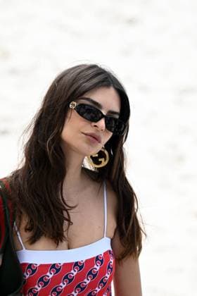 Cannes - Emily Ratajkowski Beach Photoshoot Emily Ratajkowski, also known as Emrata, during a photo shoot on the beach in Cannes, France, on May 21, 2025, as part of the 78th Cannes Film Festival. Photo by Florian Poitout ABACAPRESS.COM Cannes France  Copyright: xPoitoutxFlorian ABACAx
