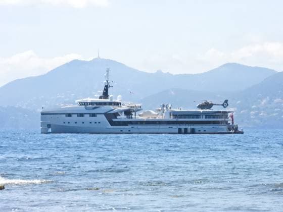 Amazon founder Jeff Bezos two yachts are anchored off the coast of Cannes Amazon founder Jeff Bezos two yachts are anchored off the coast of Cannes on May 21. 2025 His 127 meter sailing superyacht Koru, and his second yacht, Abeona with its choice of helicopter pad or padel court travel together as the owner travels Cannes France on May 21, 2025 His 127 meter sailing superyacht, Koru, and his second yacht, Abeona with its choice of helicopter pad or padel court travel together as the owner travels Cannes France  Copyright: xFranzxChavarochex xBestimagexFranzxChavarochex xBestimagex